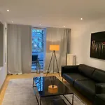 The Downtown Apartman