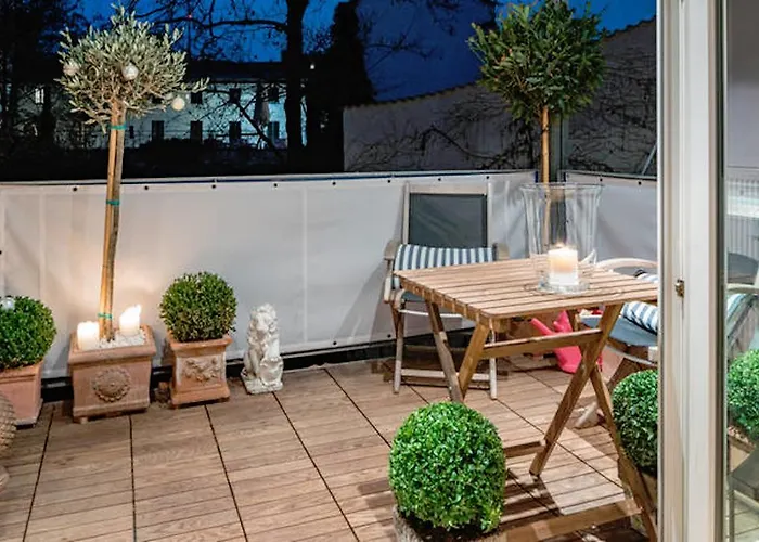 The Downtown Apartment *